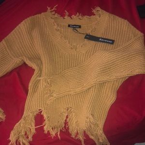 Yellow cropped Sweater